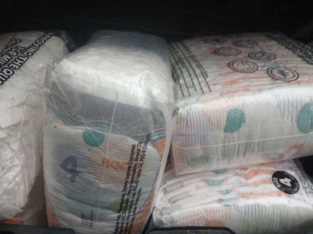Diapers Sz.4