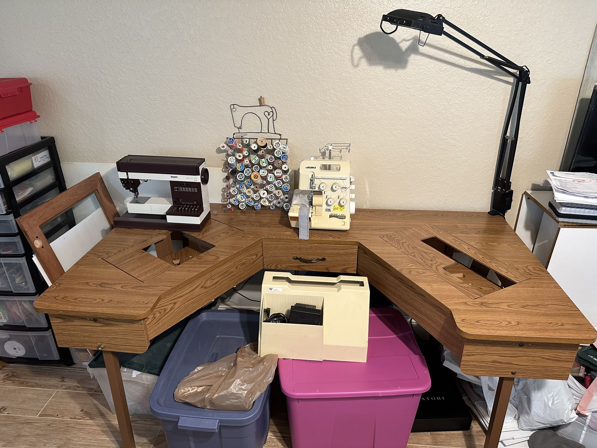 Pfaff Sewing Machine, Juki Serger, Table 