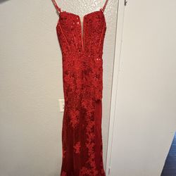 Red Sparkling Prom Dress!