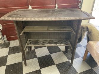 Outdoor Wicker Table