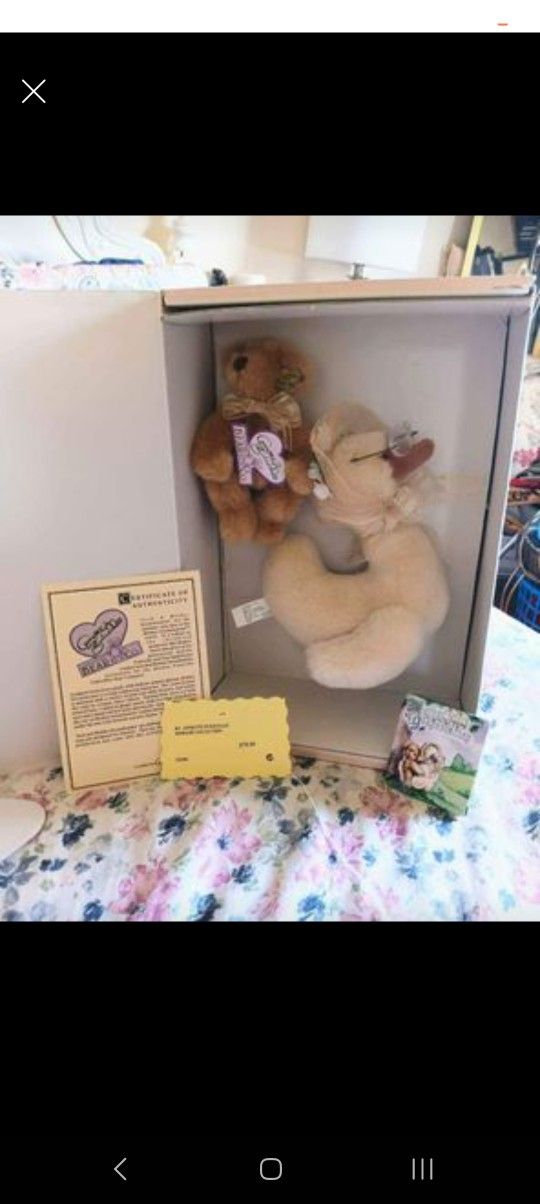 ANNETTE FUNICELLO MOTHER GOOSEBERRY BEAR SET, NEW-IN-BOX