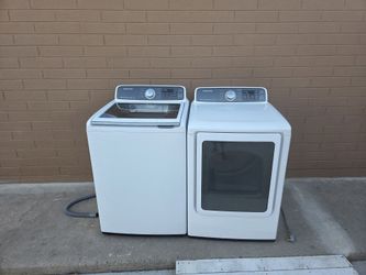 Washer and dryer set
