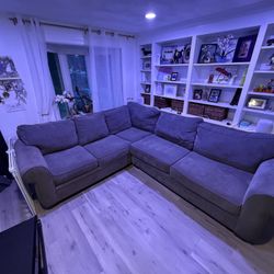 Cardi’s Sectional Couch
