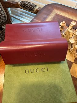 Gucci designer Sunglasses 2 for 1