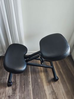 Ergonomic Kneeling Chair / Adjustable Posture Office Stool – Excellent Condition