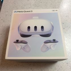 Meta Quest 3 128GB w/ Elite Strap & Battery