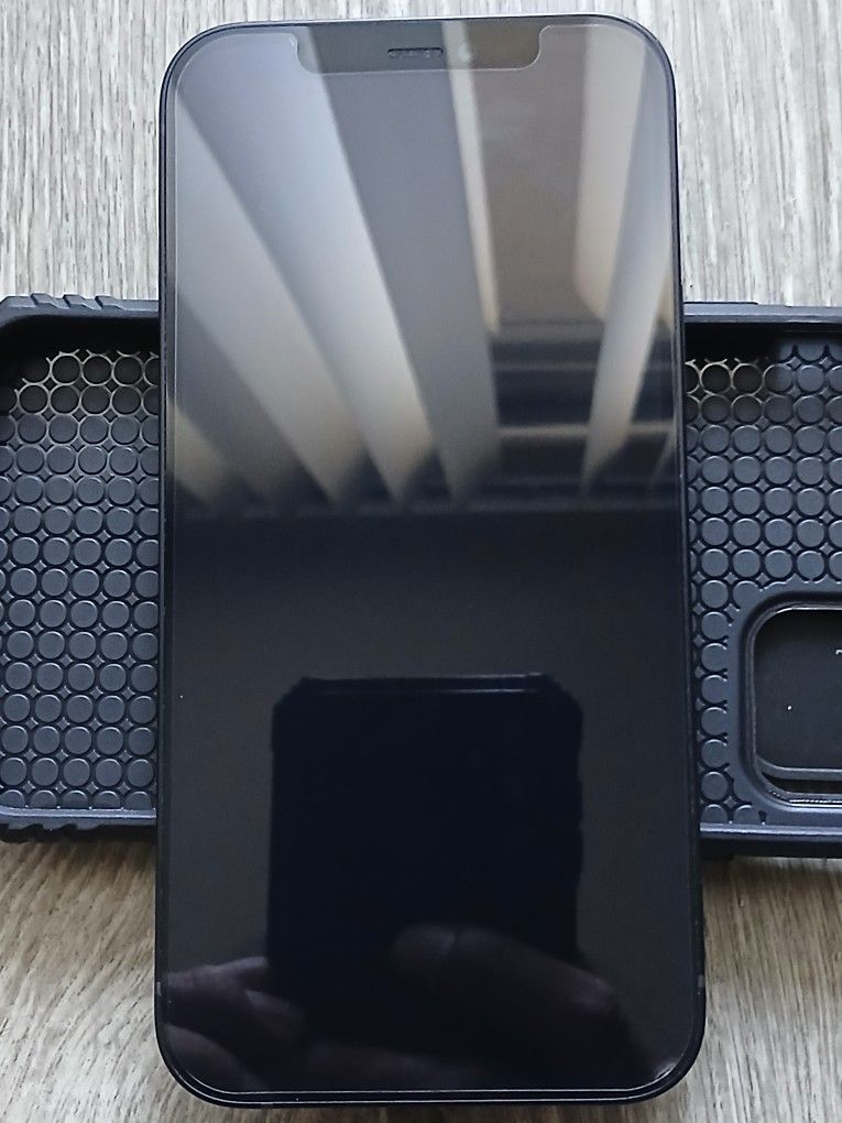 Iphone 12, 64GB- UNLOCKED