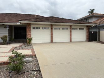 (3) Garage Doors- Pick them up FREE
