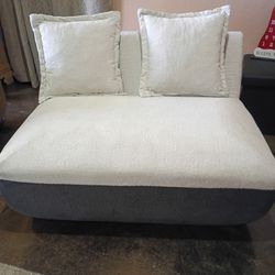 Hobestluk  Mini Couch With Pillows