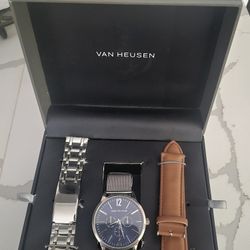 Van Heusen Men's Wristwatch 