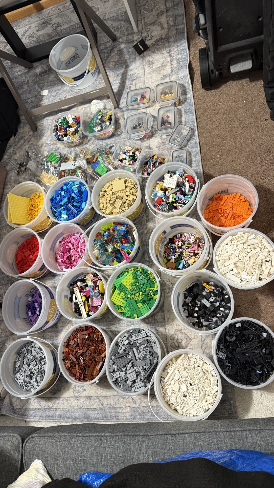 Huge Lot Of Legos