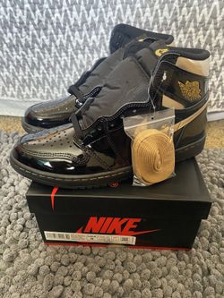 Jordan 1 OG Patent Black Metallic Gold Sz 9