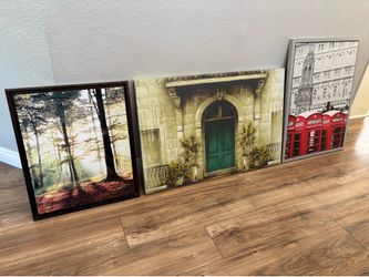 Wall Art Portrait Decor Great Condition
