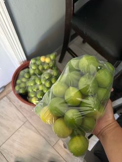 Limones en Edinburg $3 La bolsita