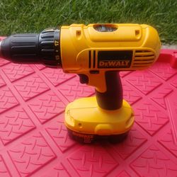 DEWALT taladro