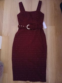 New Womens Size 6 midi Elegant dress