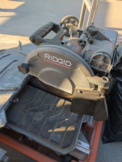 RIDGID WET TILE SAW — $150 OBO!