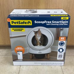 PETSAFE SCOOP FREE SMART SPIN SELF-CLEANING LITTER BOX.