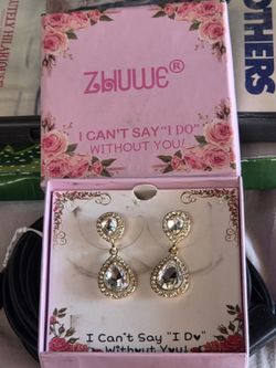 Zhuwe Teardrop Earrings