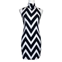 a'gaci Small Chevron Geometric Mock Neck Mini Dress Black & White 