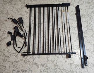Extra Wide Pet Gate / Safety Gate - Fits Openings 31” - 46”