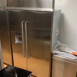 Kitchenaid  ( Combo Kitchenaid Refrigerator 48” Dishwasher , Single Oven  30” And Cooktop 36” Model 2021  )