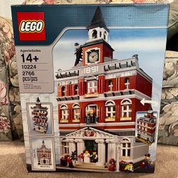 Lego Creator 10224 Town Hall 