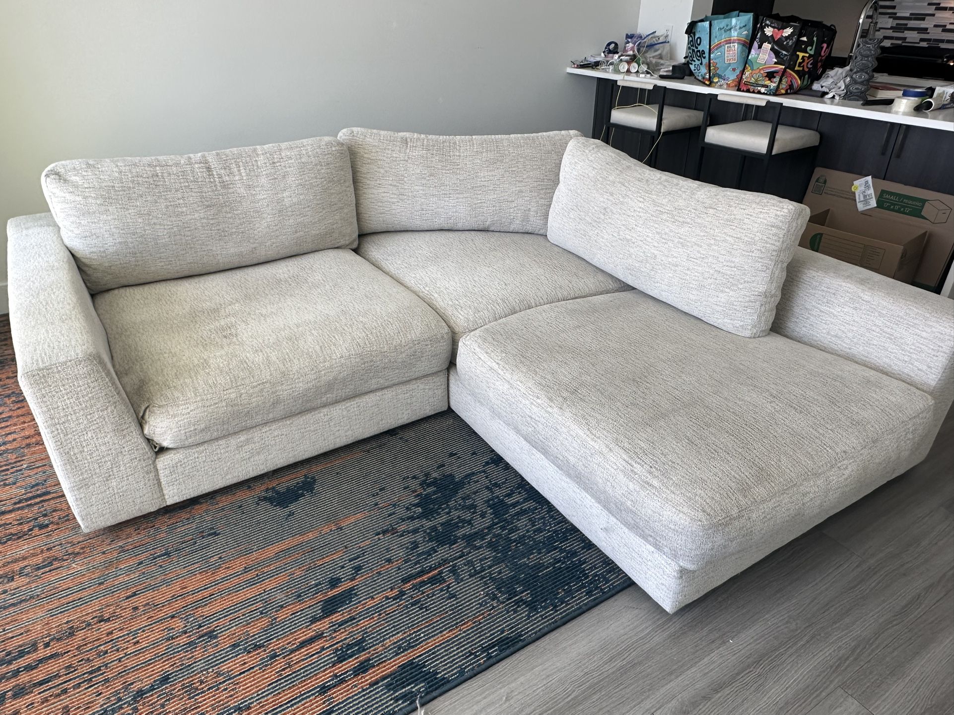 Great Description About Sell My Couch