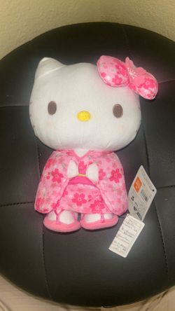 JAPAN Hello Kitty Sanrio Plushie 