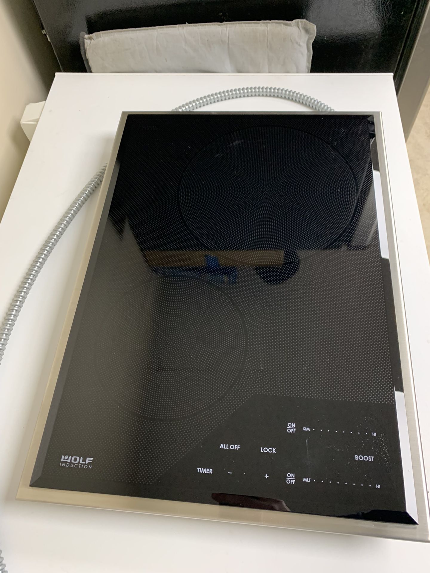Wolf 15” Induction Cooktop