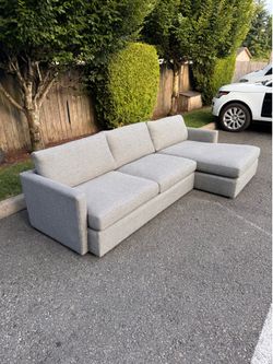 Crate and Barrel Lounge Sectional Couch