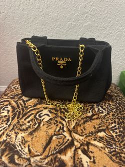 Puese. Bag. Shoulder bag. Handbag.