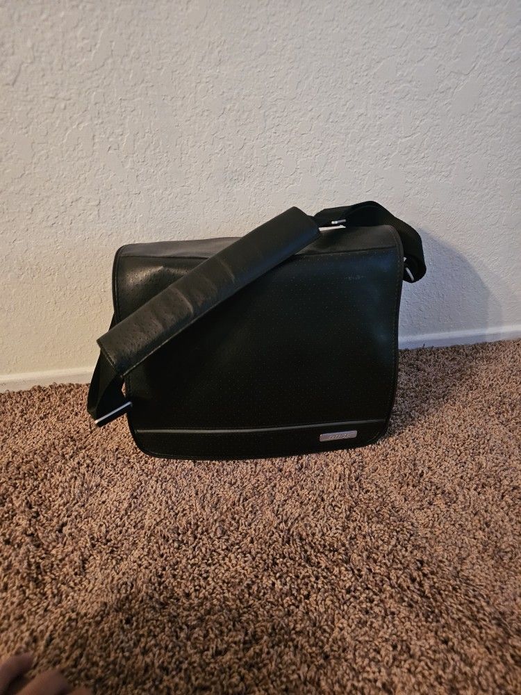 BOSE SPEAKER