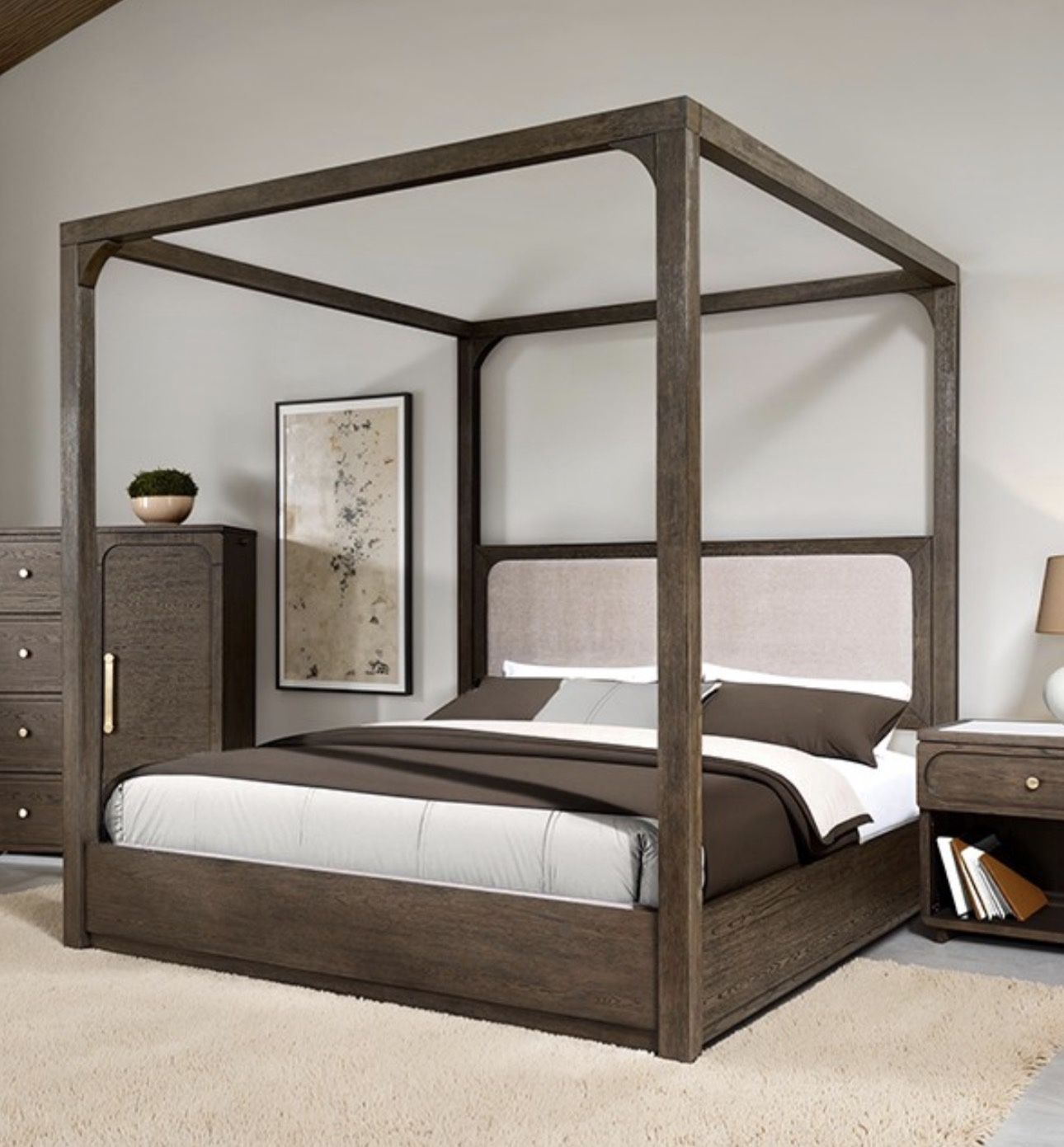 QUEEN OR E.KING BEDFRAME ( FREE DELIVERY)