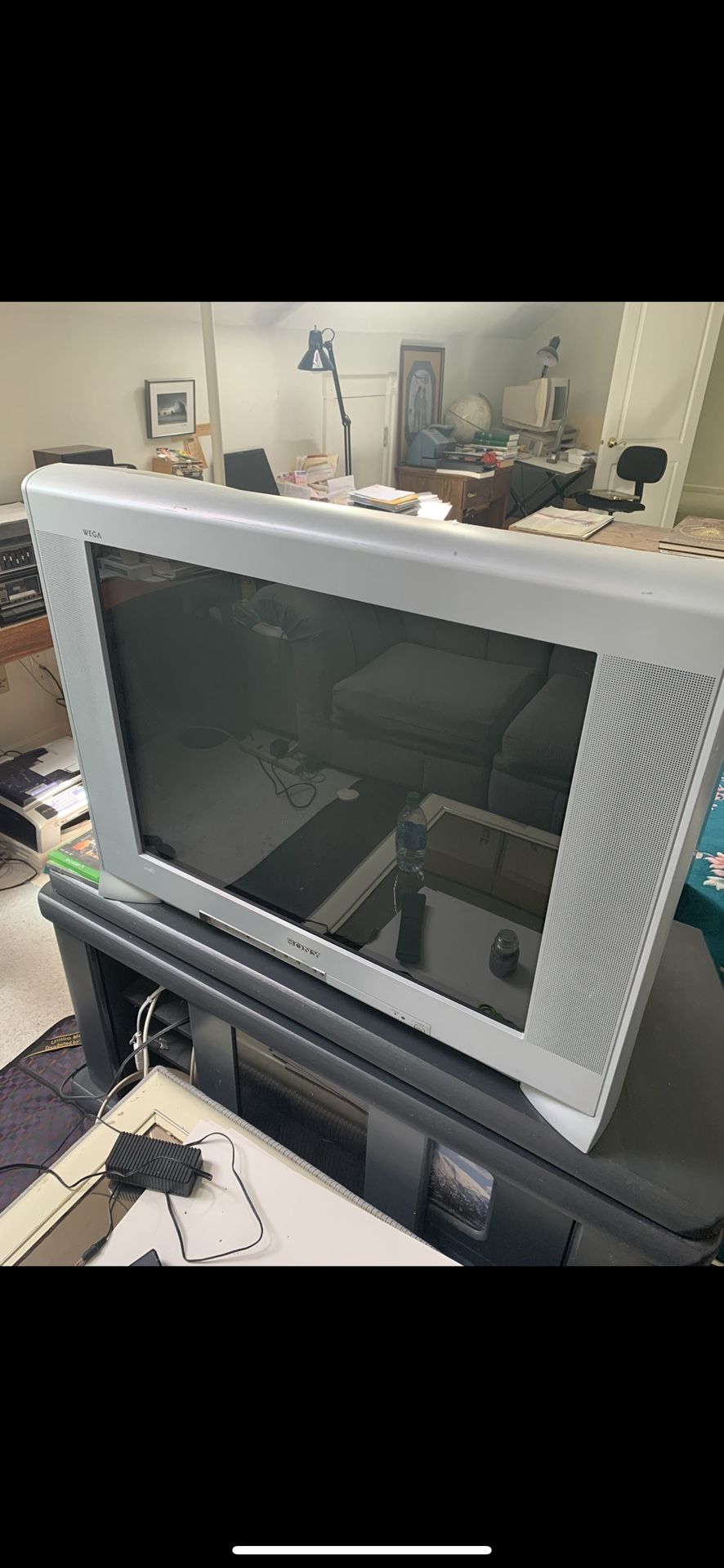 Sony KV-32HS420 32" CRT TV