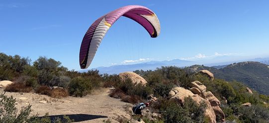 Niviuk artik 4 Paraglider Size 25