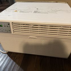 Wall AC And Heat Combo 