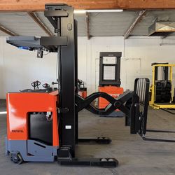 2019 Toyota Double Reach Truck Forklift