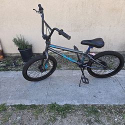 Mongoose Bmx Bike 20inch (Best Offer)