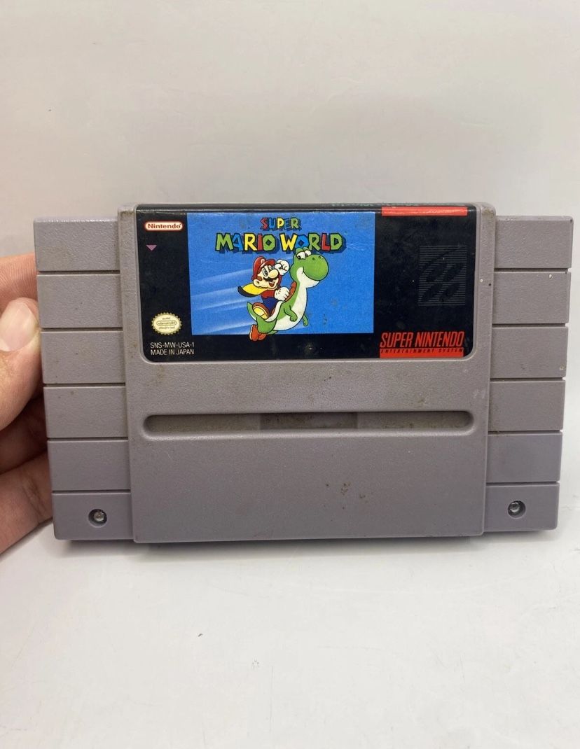 Super Mario World ( Super Nintendo SNES 1991 ) Authentic Game Cart Only Retro