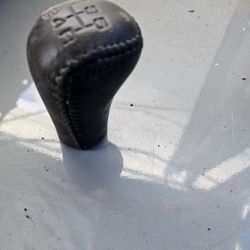 1999 Mitsubishi GSX shift Knob