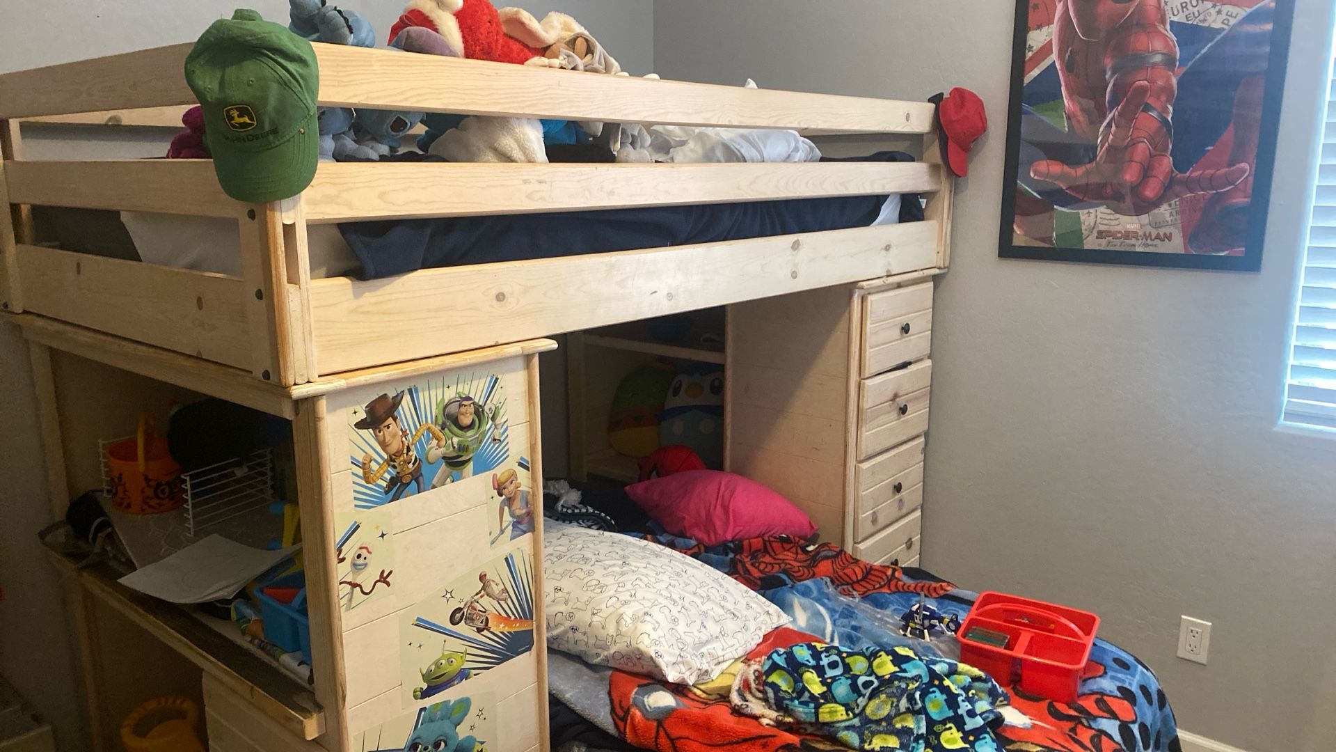 Bunk Bed With Draws