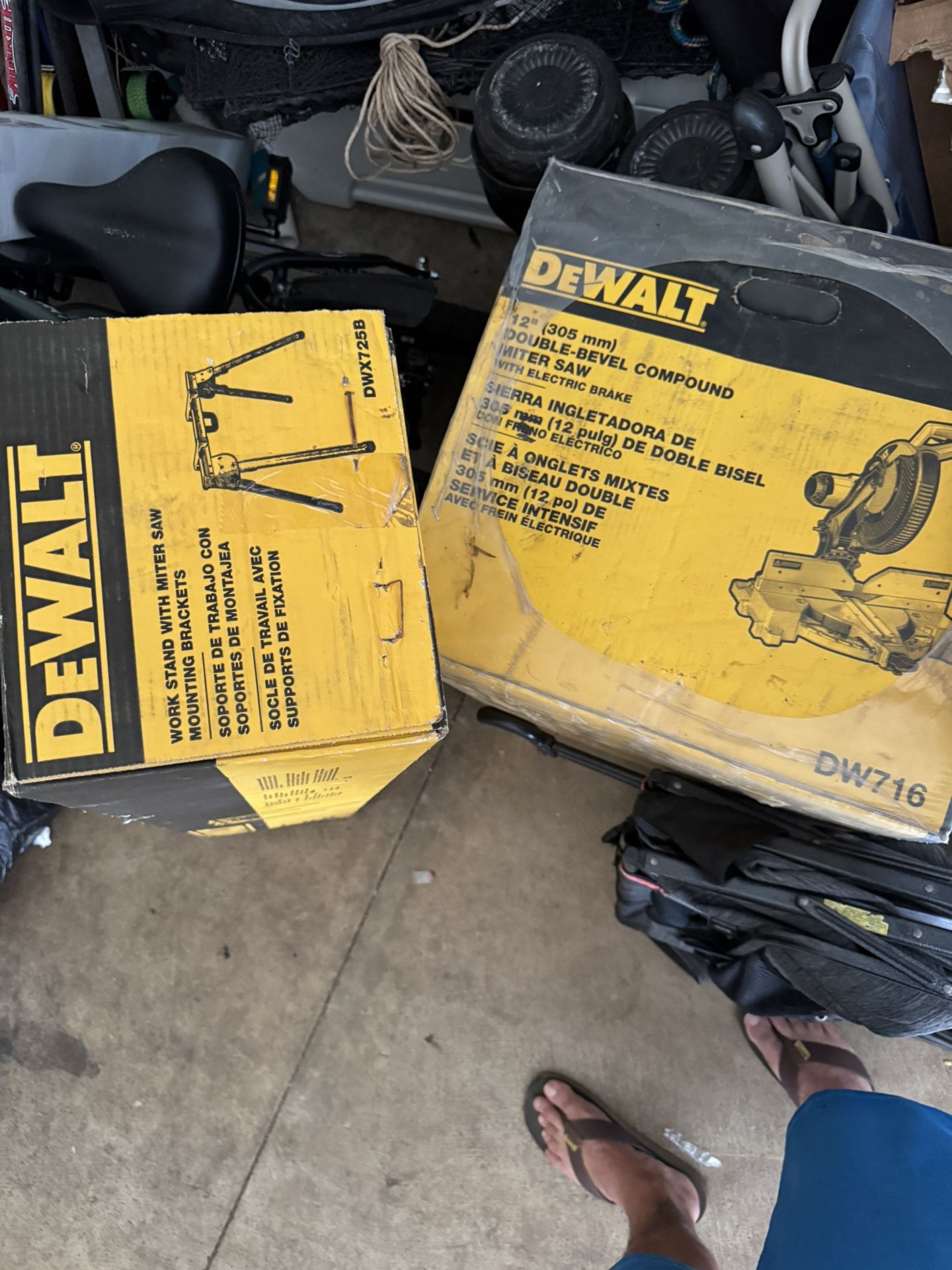 Dreamt 12” Double Bevel Compound Miter Saw With Stands