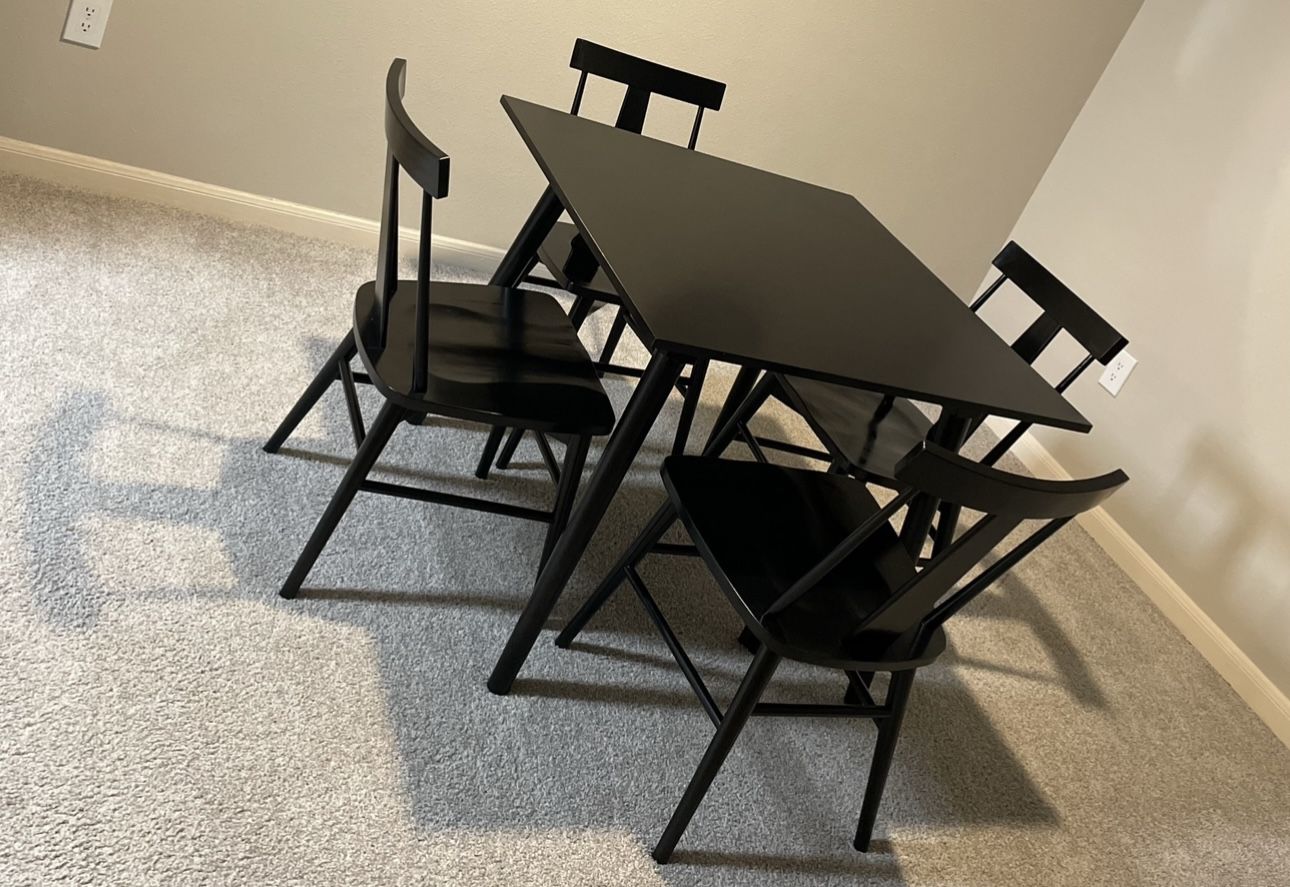 4 Black Chairs