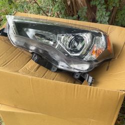 Toyota 4Runner Original Headlights 