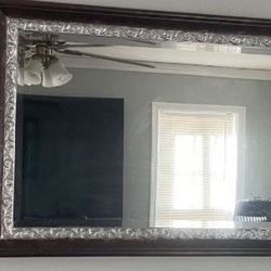Mirror With 3 Keys 