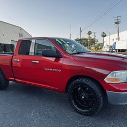 2011 Ram 1500 Quad Cab SLT W/ 101k Miles 