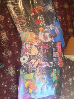 Four Michael Jordan laminated posters.. the price is firm