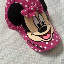 NEW Disney Minnie Mouse hat , youth size