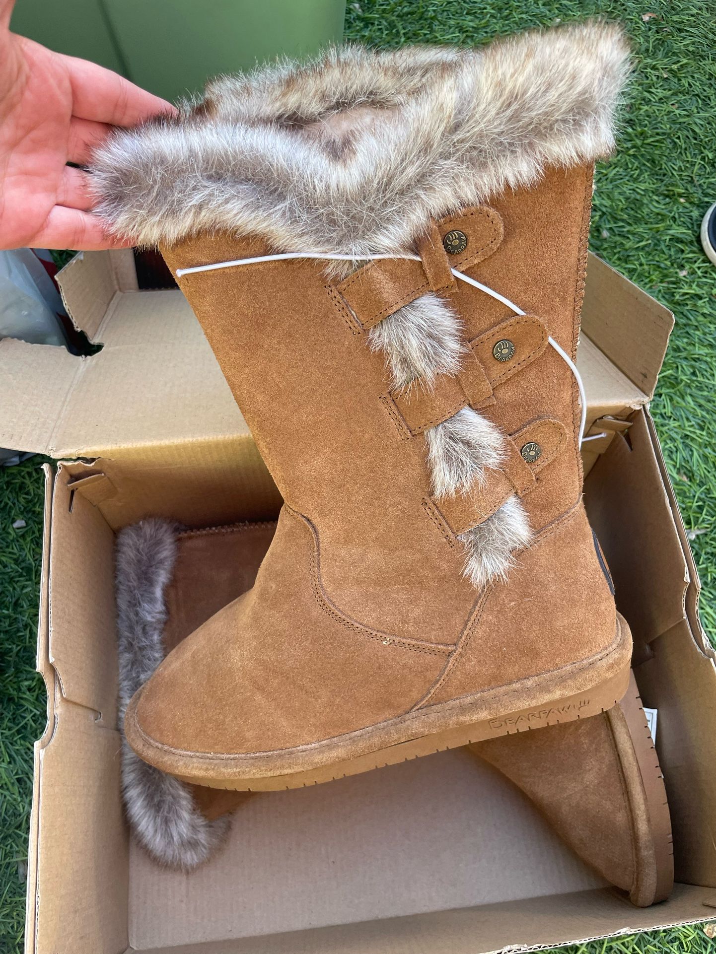BearPaw Women Boots